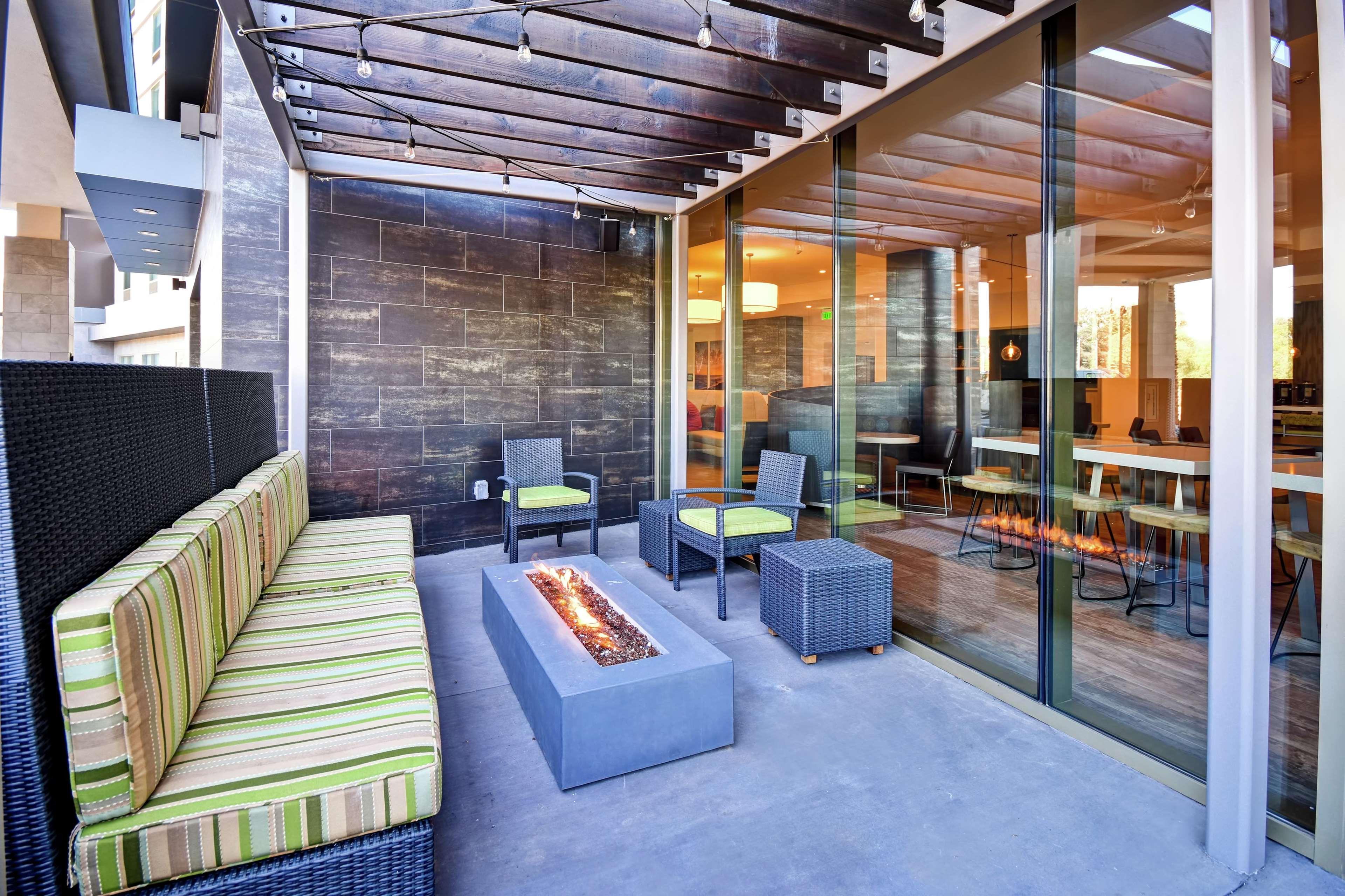 Home2 Suites By Hilton Los Angeles Montebello Exterior photo