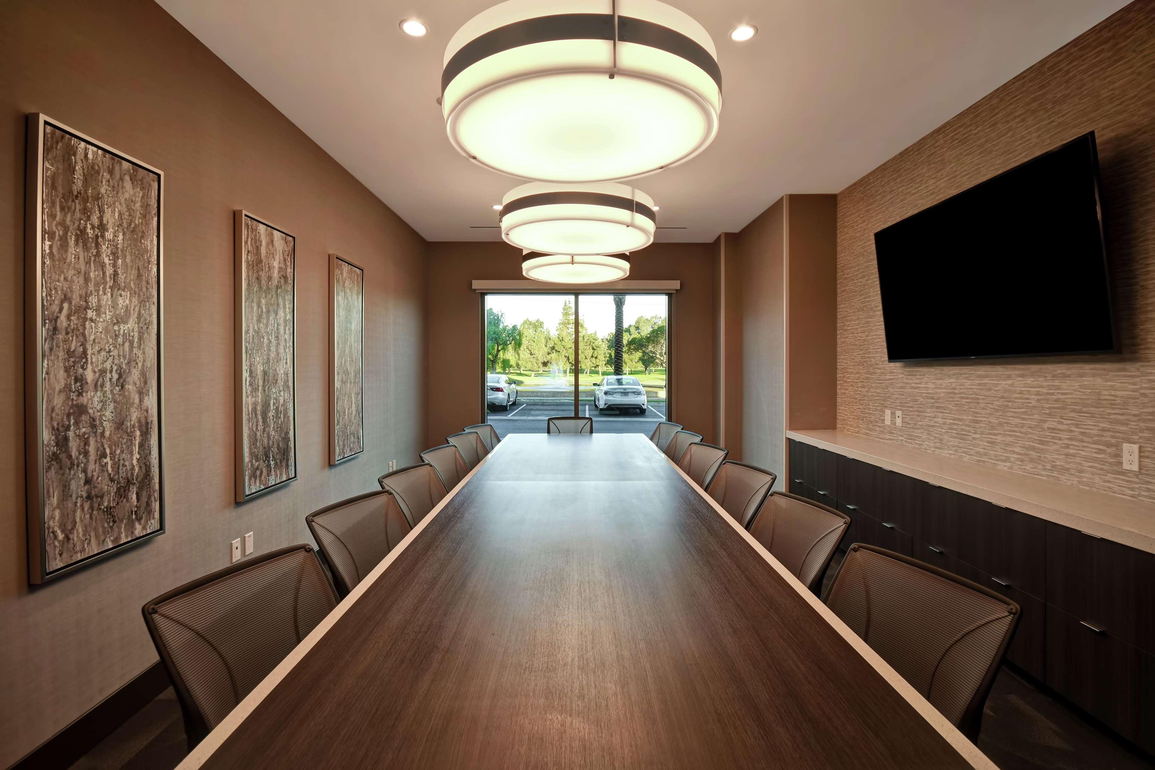 Home2 Suites By Hilton Los Angeles Montebello Exterior photo